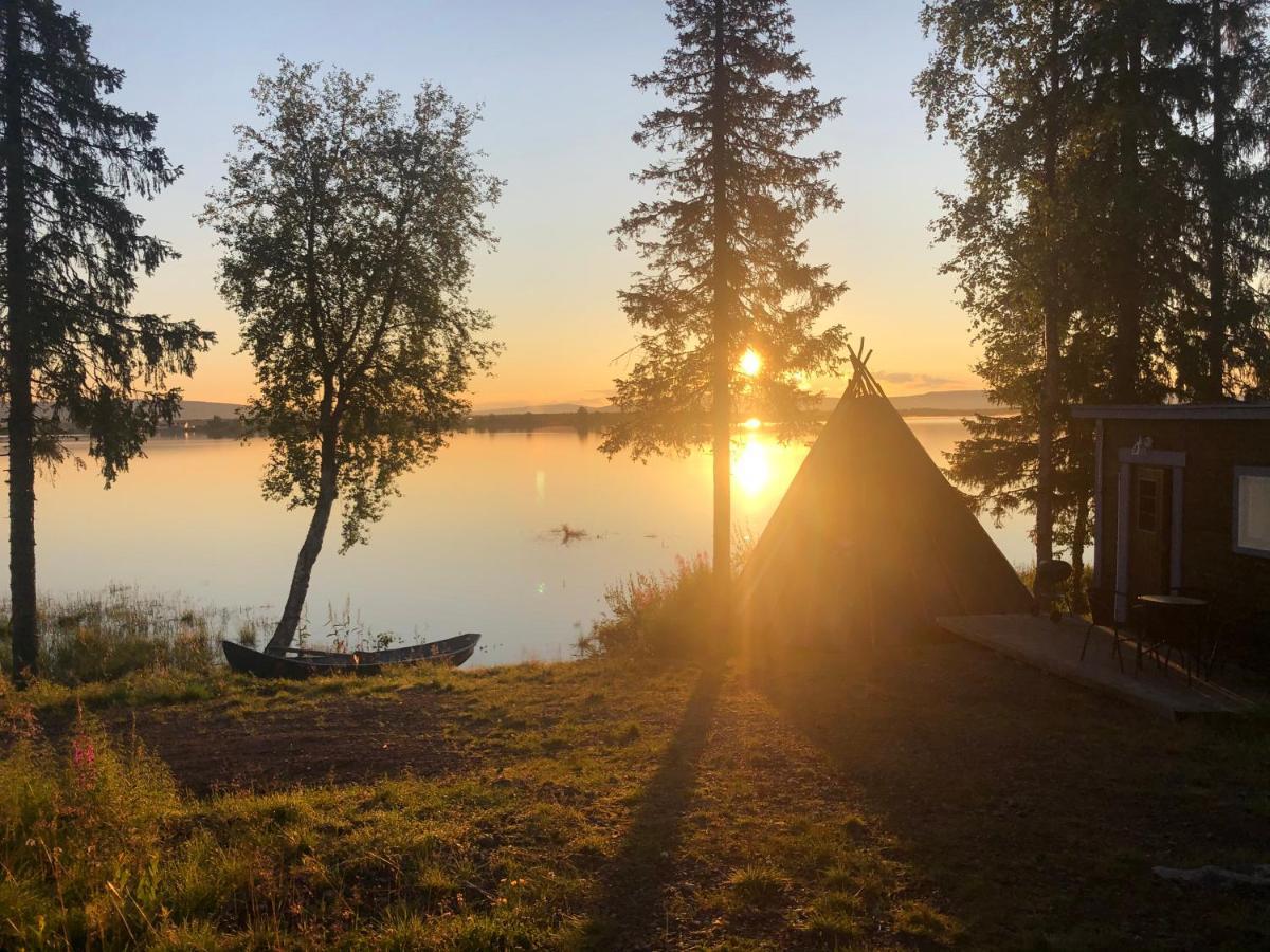 Northern Light Huts - Paradise Lapland 基律纳 外观 照片