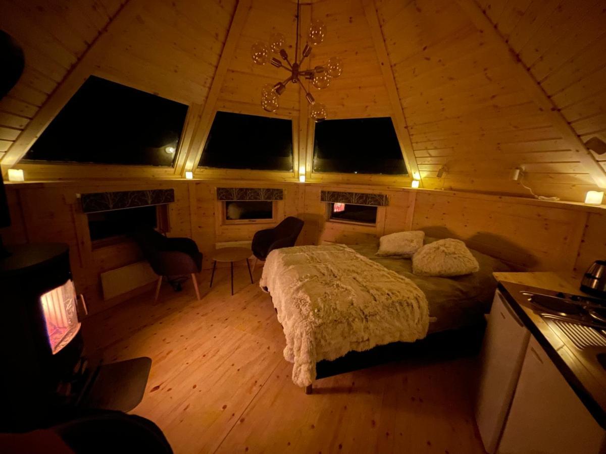 Northern Light Huts - Paradise Lapland 基律纳 外观 照片