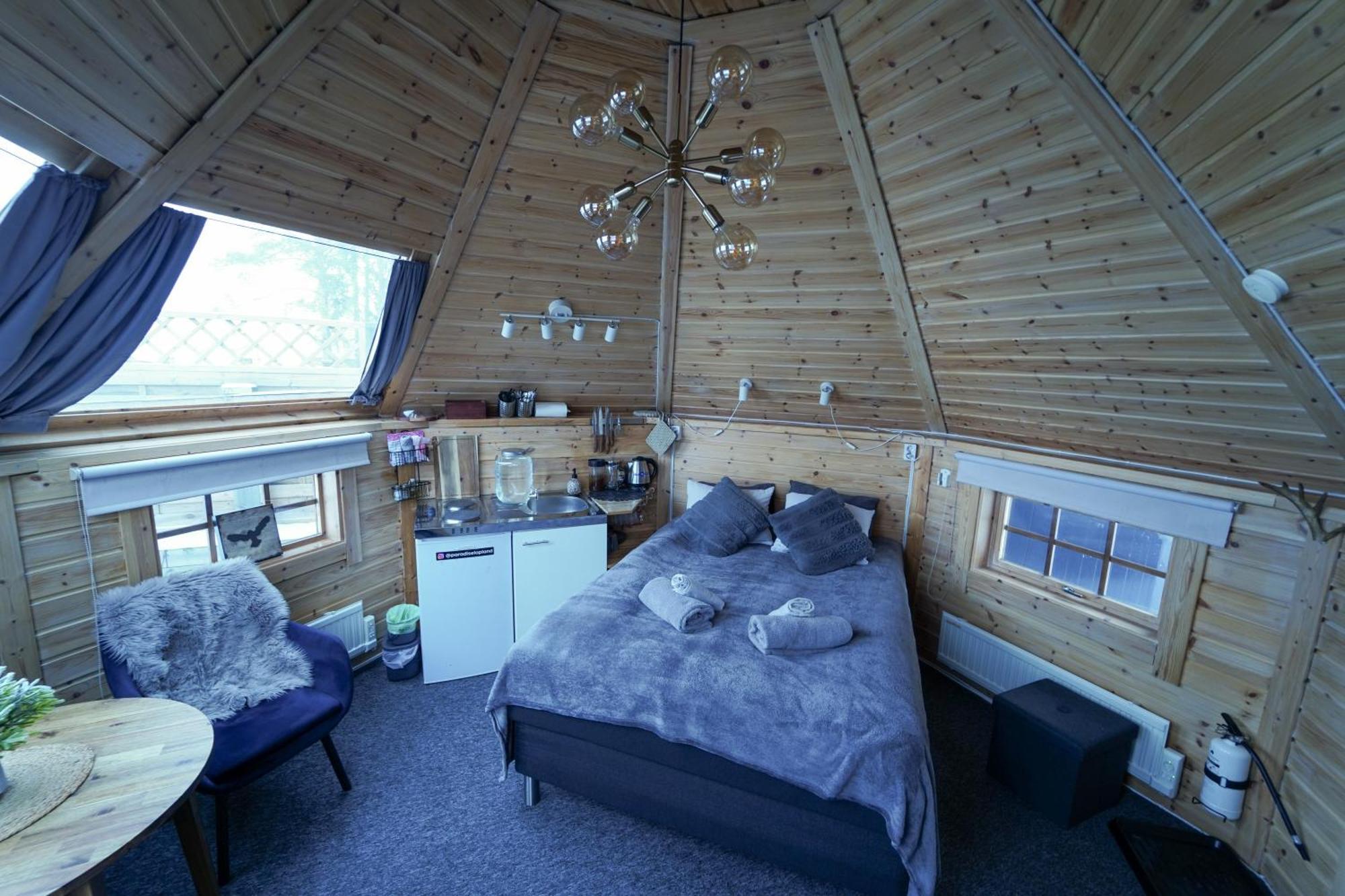 Northern Light Huts - Paradise Lapland 基律纳 外观 照片
